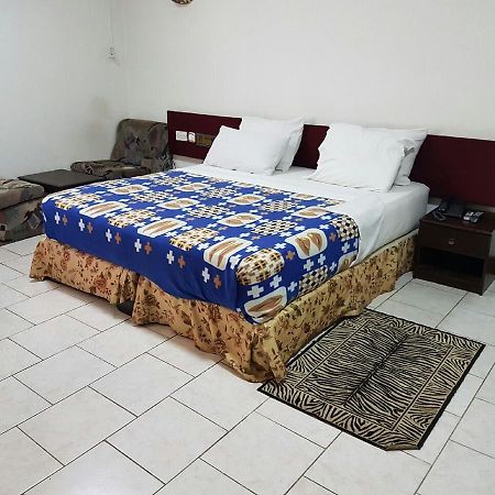 Royal Basin Resort Kumasi Exteriér fotografie